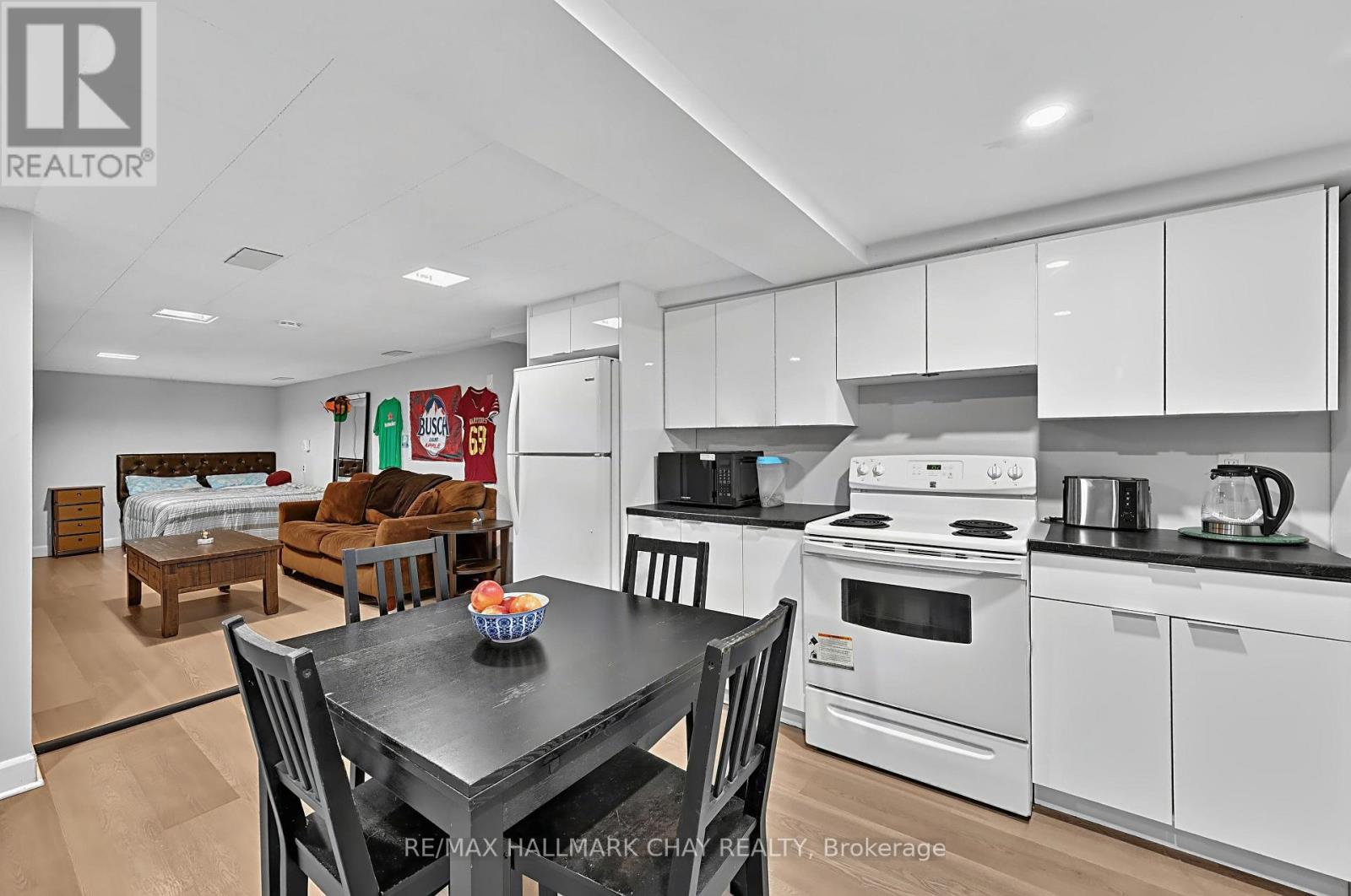 90 Roxborough Road Property Photo 19