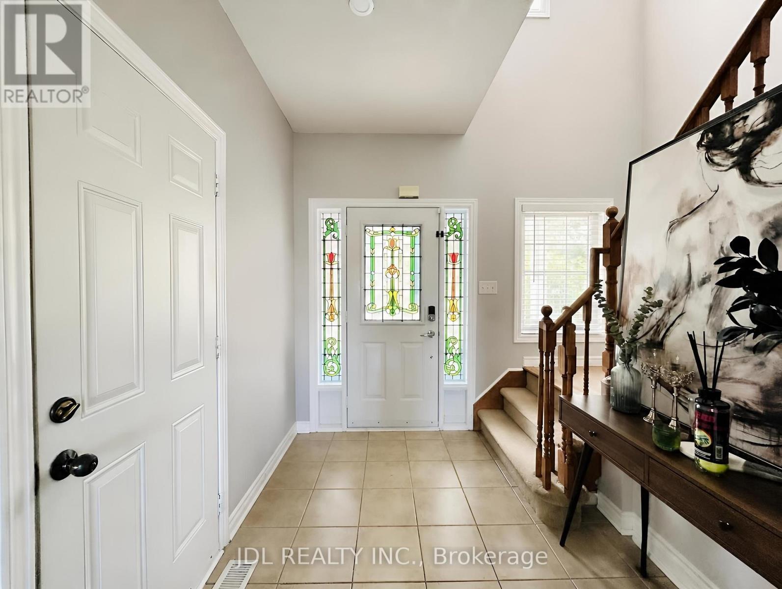 36 Laurelbank Crescent Property Photo 6