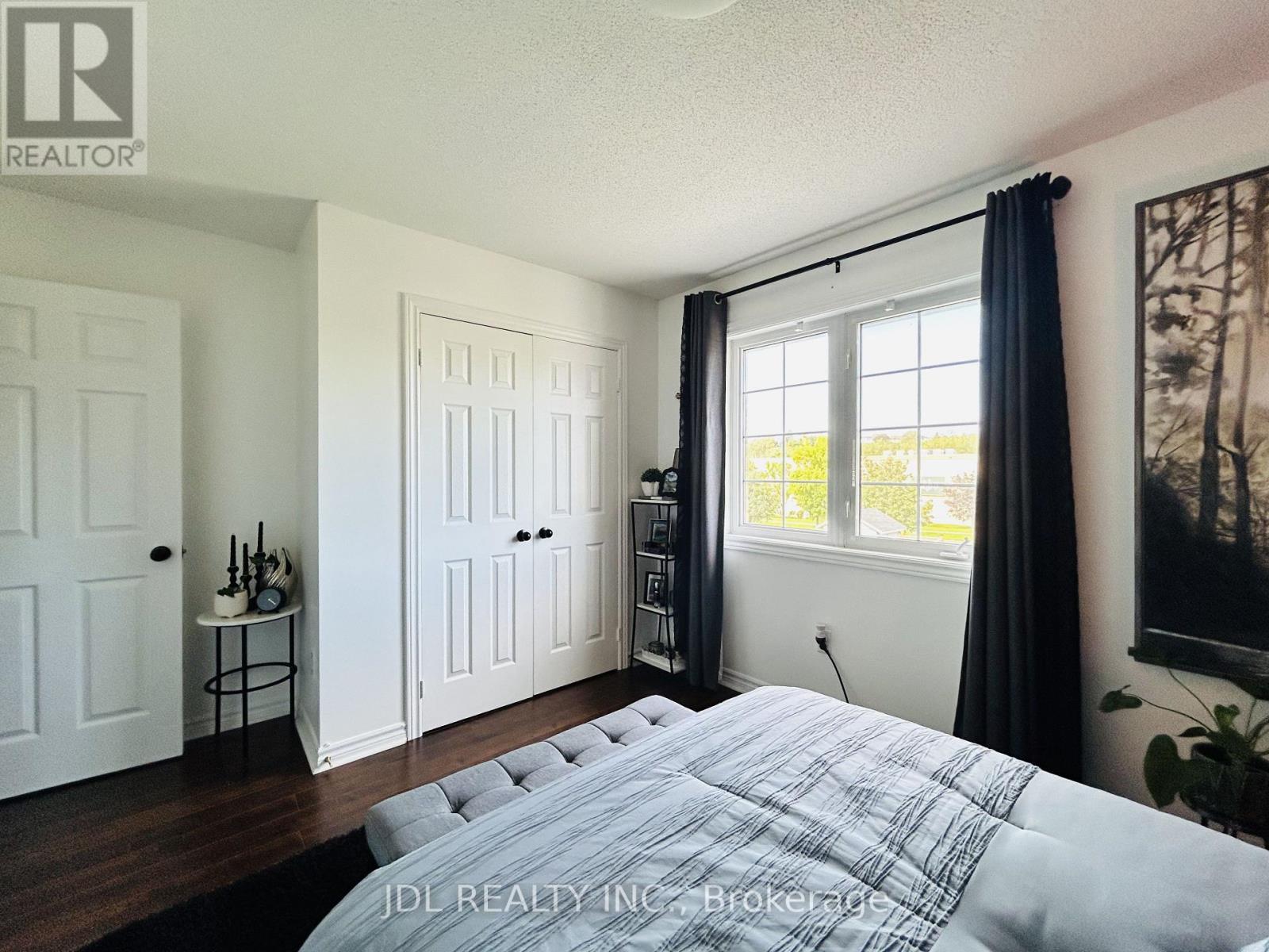 36 Laurelbank Crescent Property Photo 21