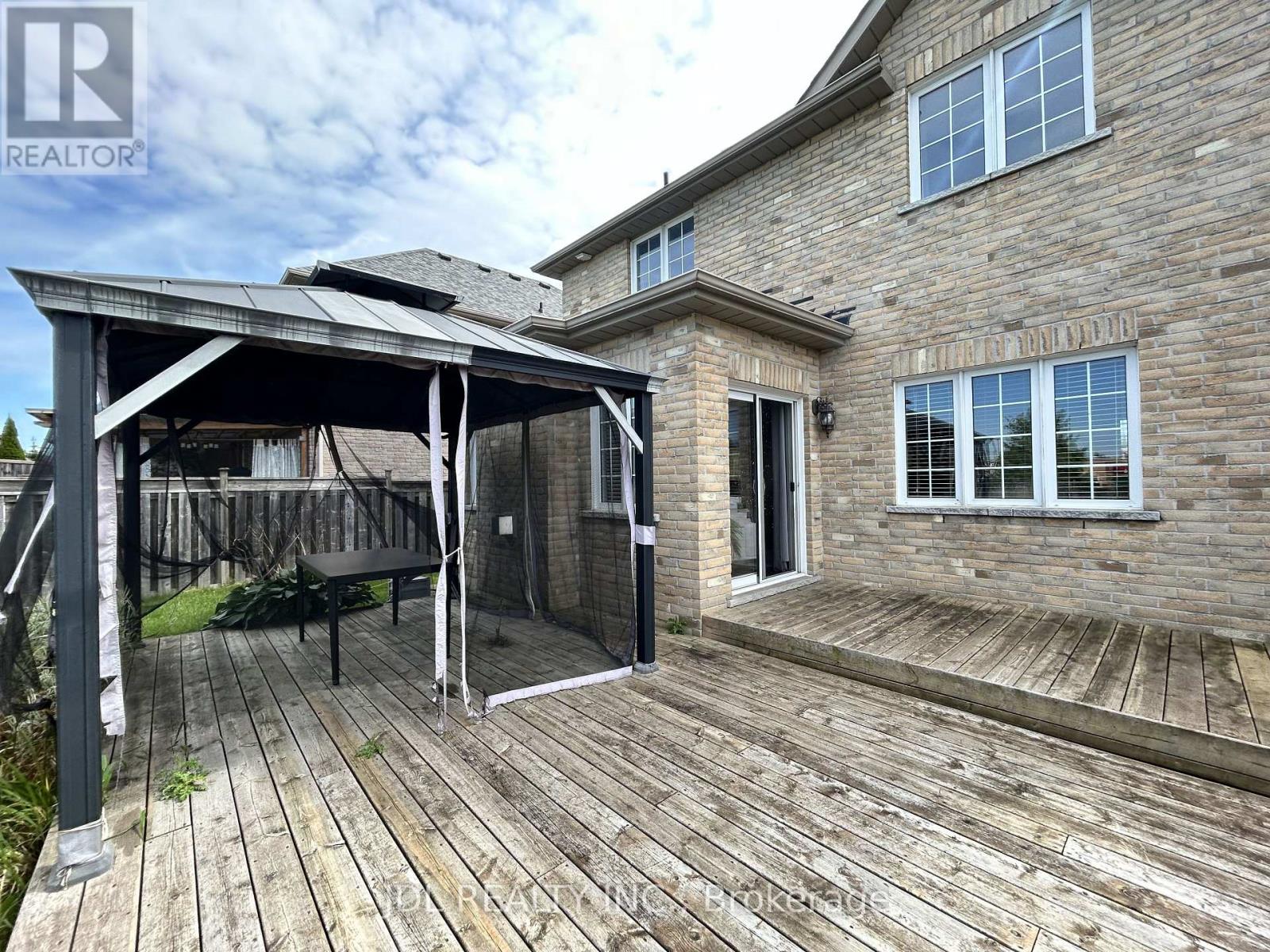 36 Laurelbank Crescent Property Photo 23