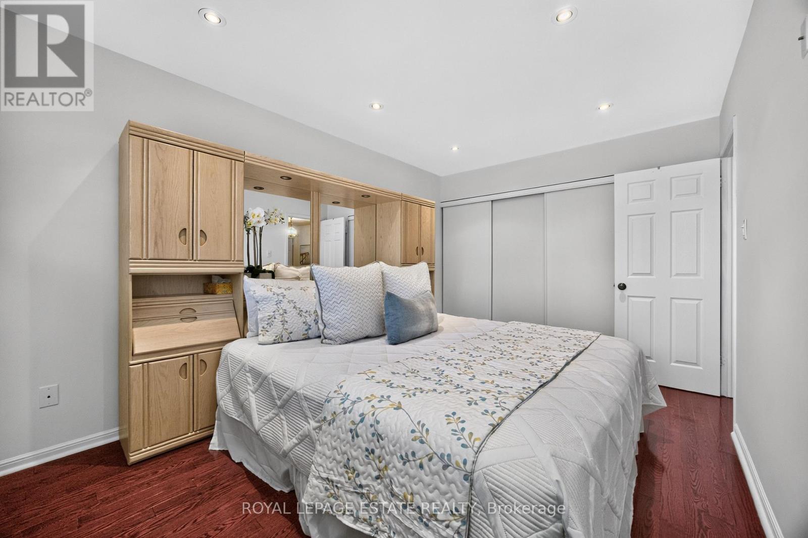 268 Fincham Avenue Property Photo 24