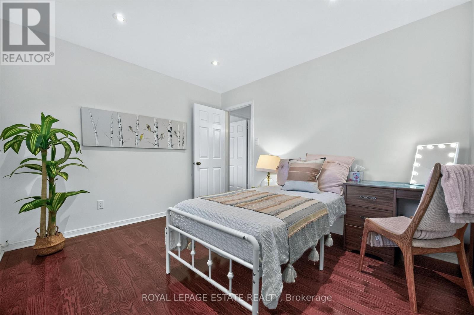 268 Fincham Avenue Property Photo 26