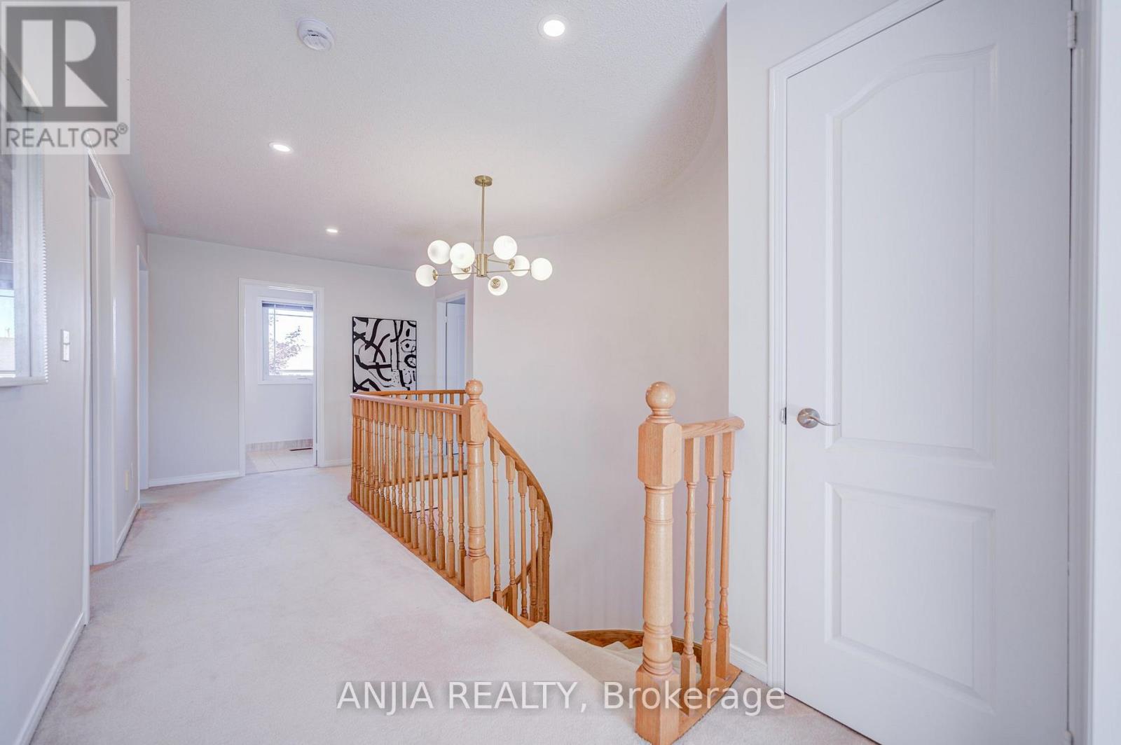 17 Charrington Crescent Property Photo 29