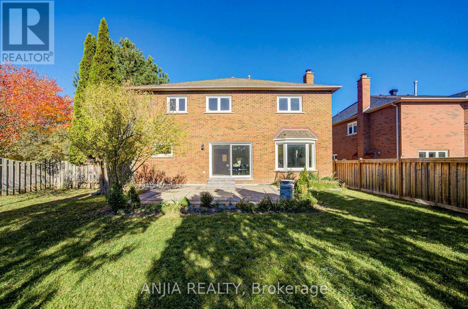 17 Charrington Crescent Property Photo 48