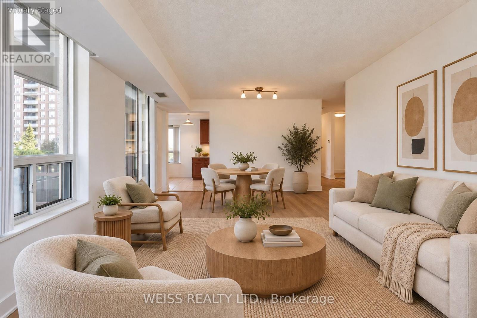 205 - 330 Red Maple Road Property Photo 17
