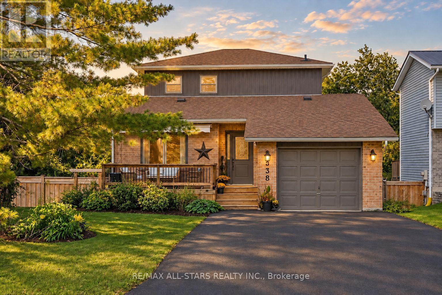 538 Highland Crescent Property Photo 1