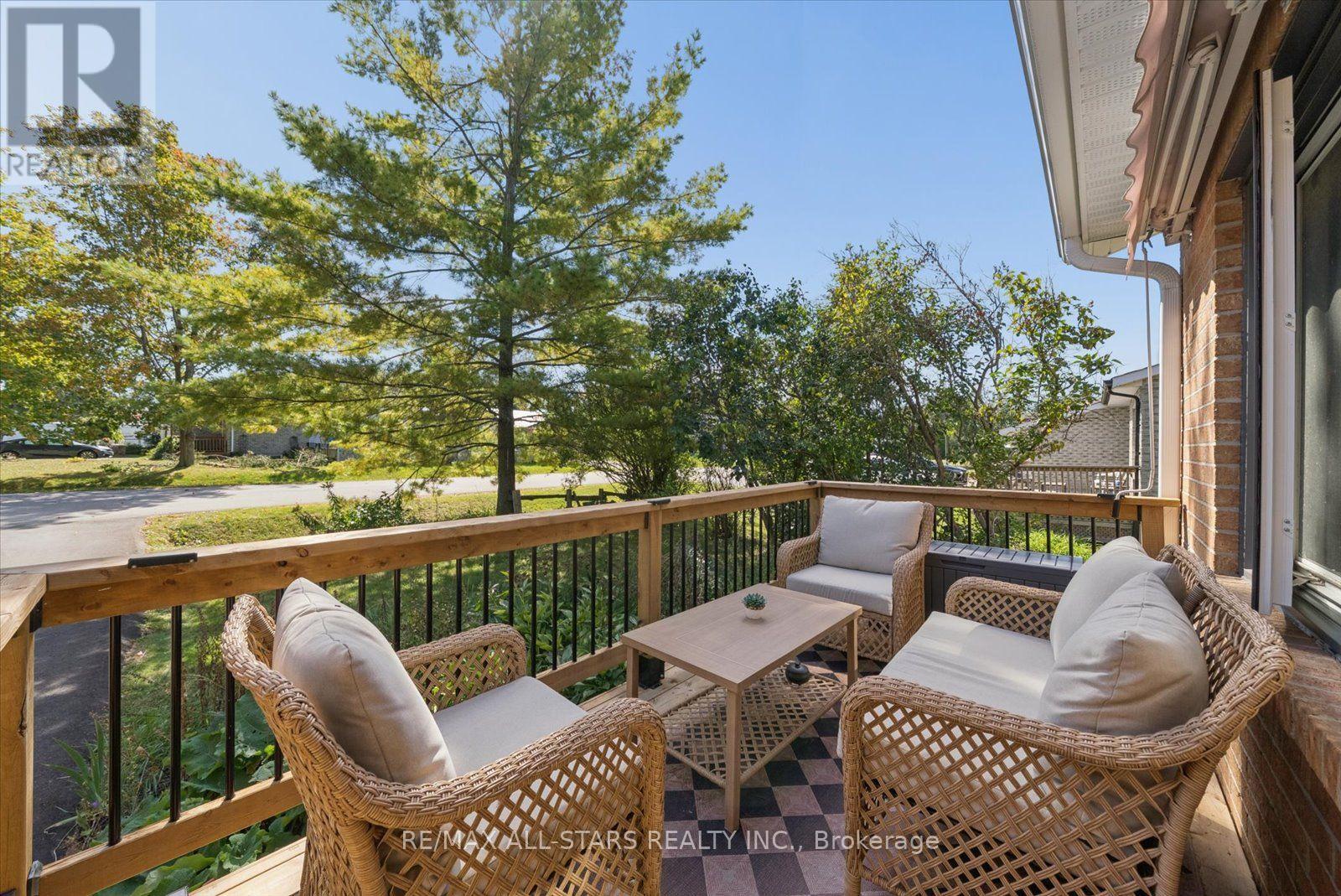538 Highland Crescent Property Photo 4