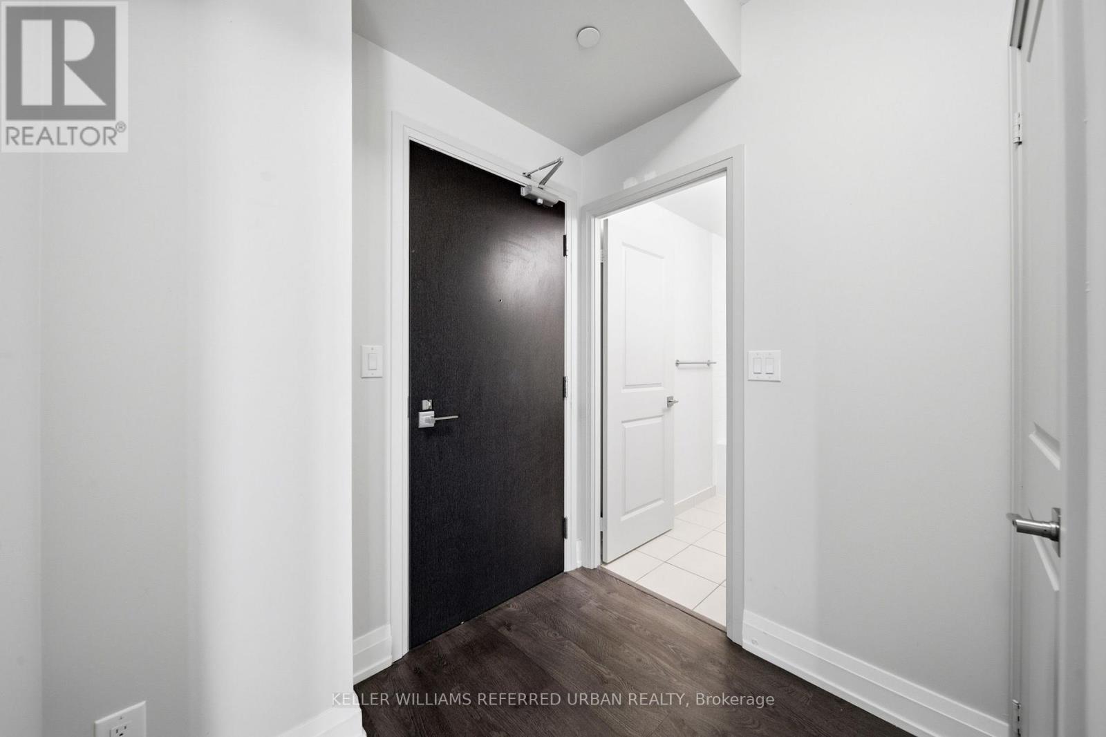1705 - 3600 Highway 7 Property Photo 27