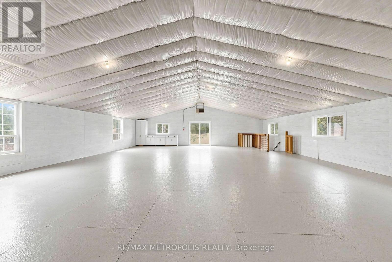 11590 Side Road 17 Property Photo 39