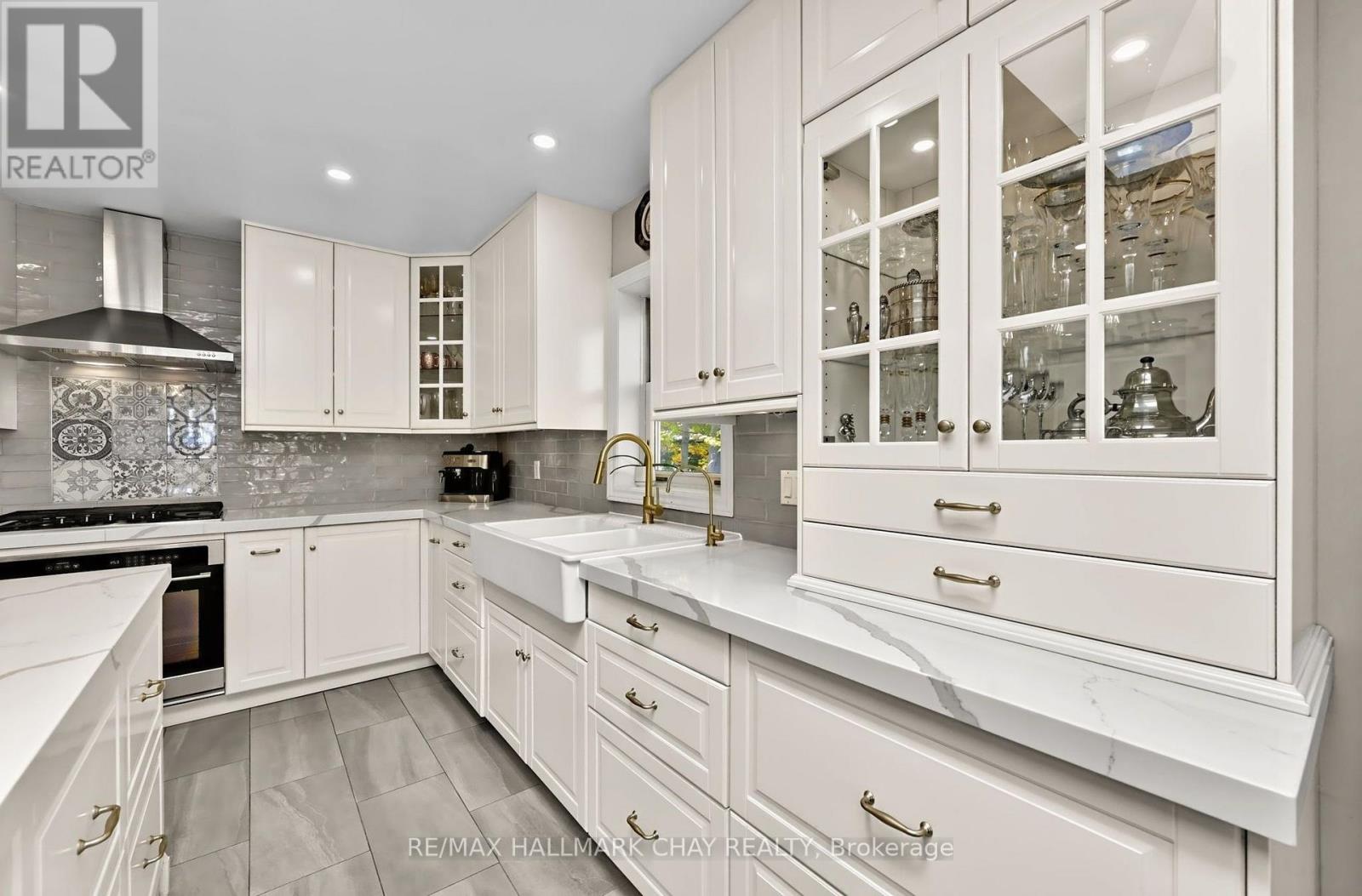 4082 2nd Line Property Photo 17