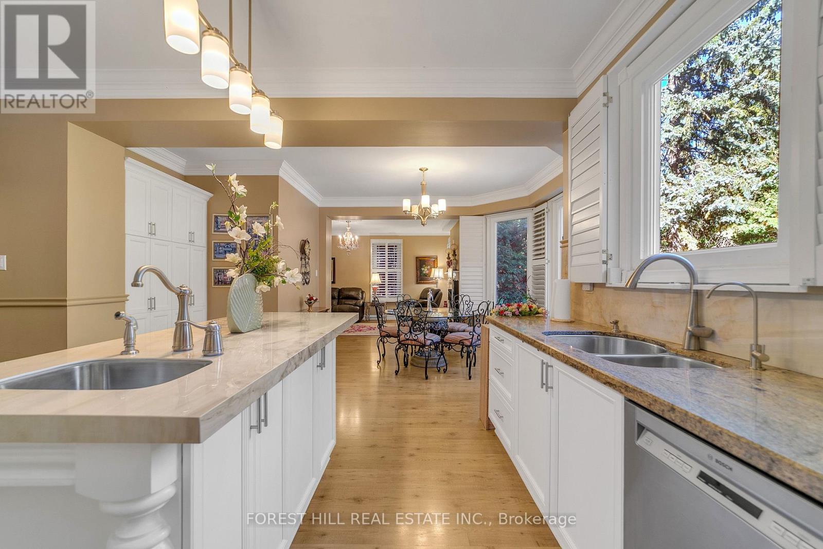 15 Theobalds Circle Property Photo 12