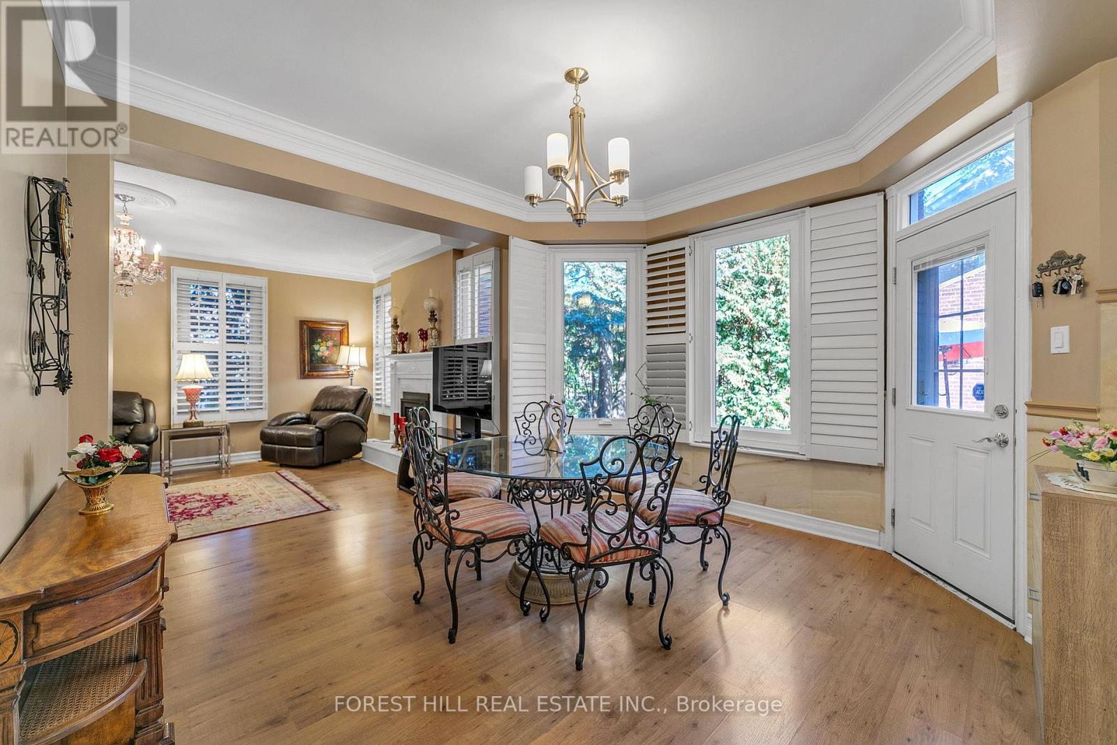 15 Theobalds Circle Property Photo 13