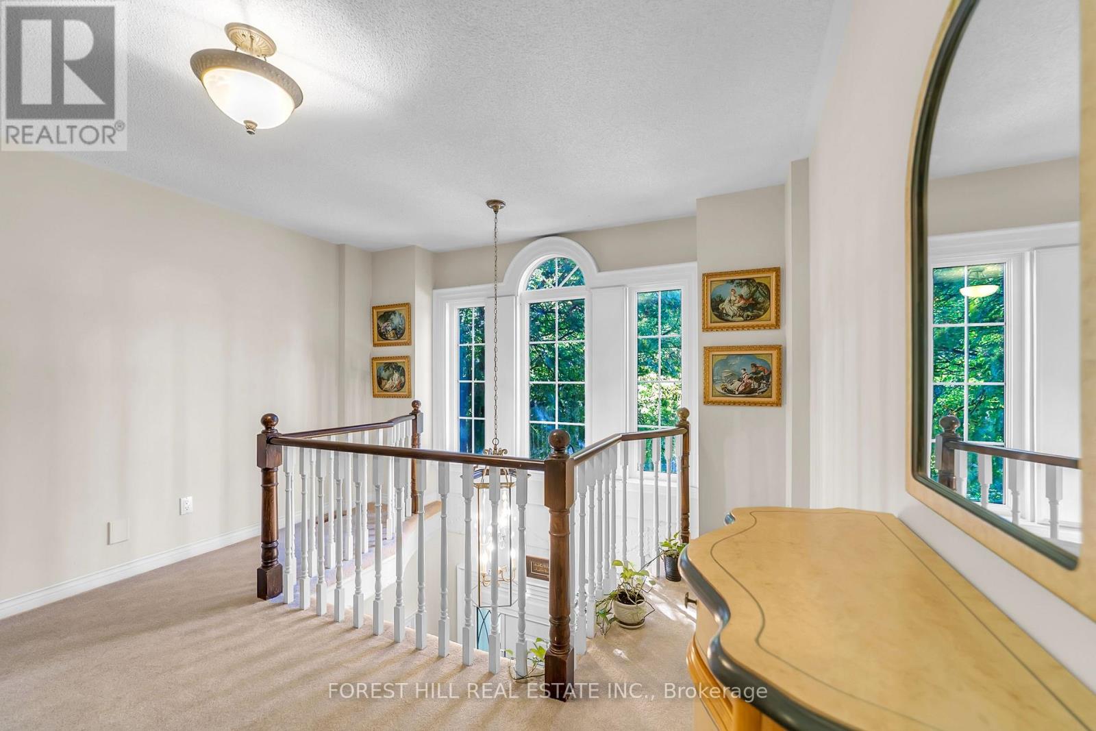 15 Theobalds Circle Property Photo 15