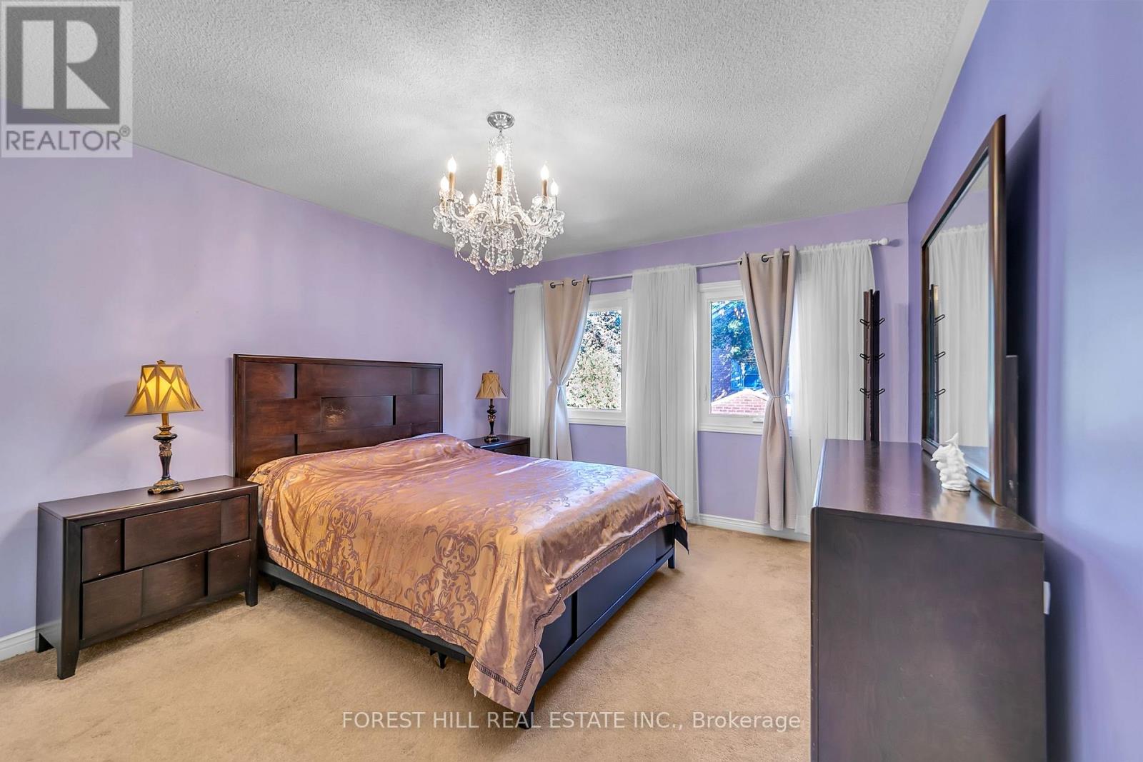 15 Theobalds Circle Property Photo 21