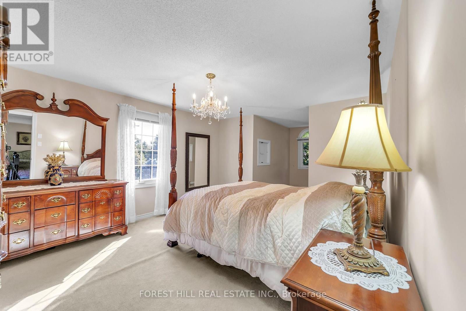 15 Theobalds Circle Property Photo 25