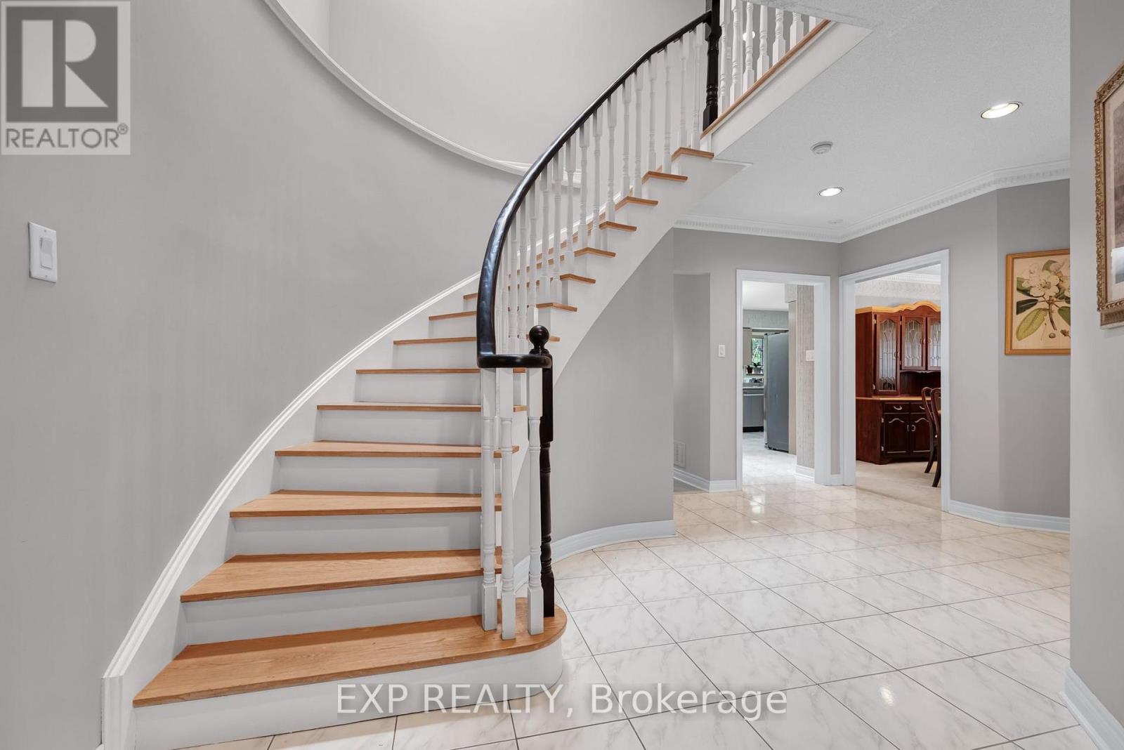 591 Plantation Gate Property Photo 7