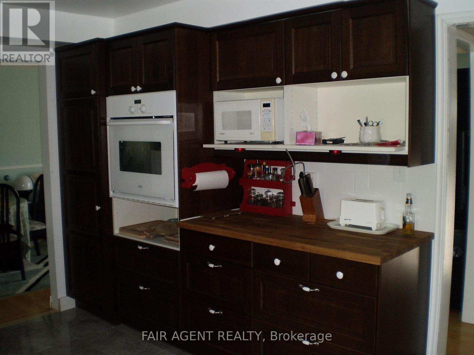33 Maynard Drive Property Photo 12