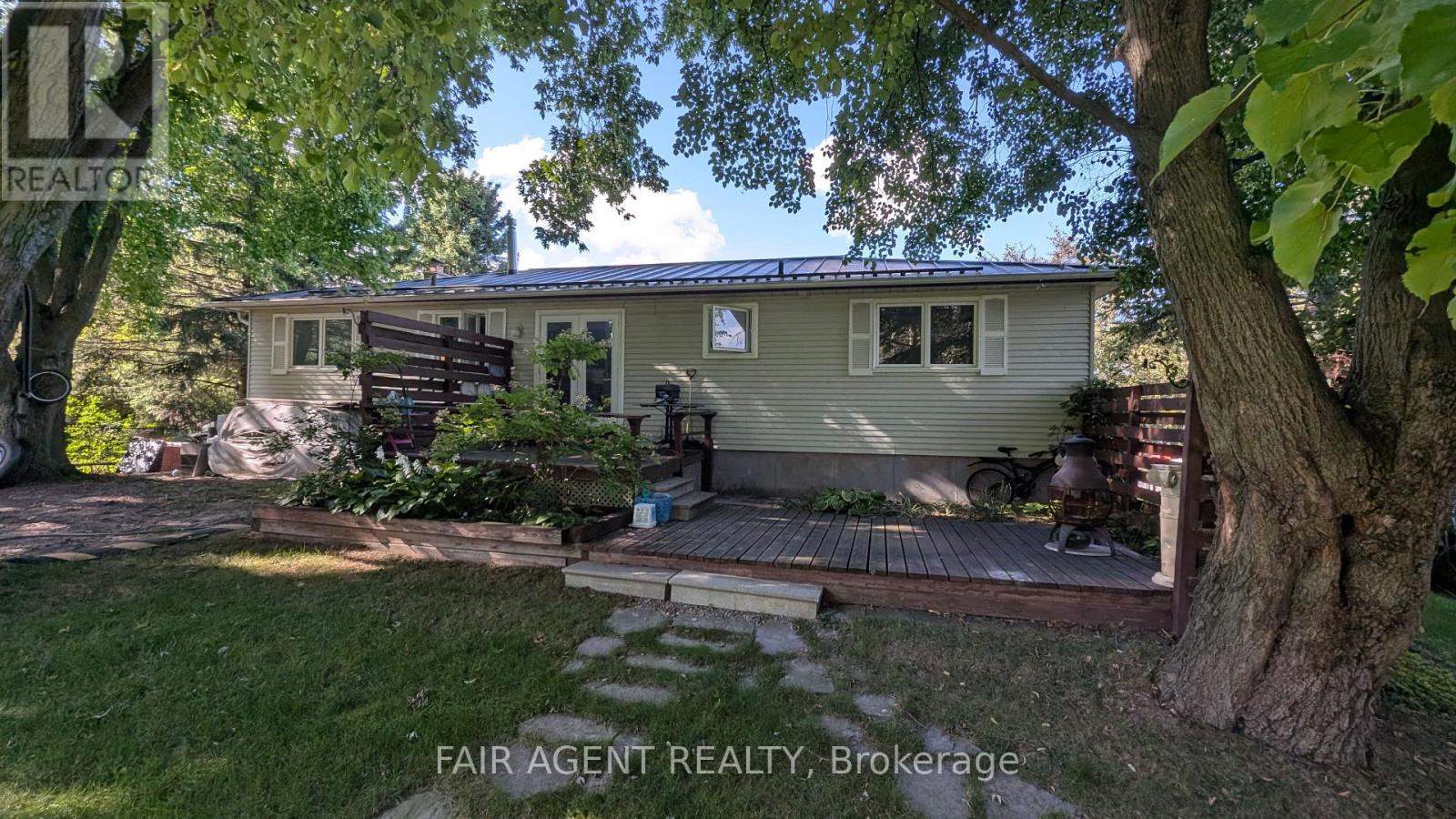 33 Maynard Drive Property Photo 36