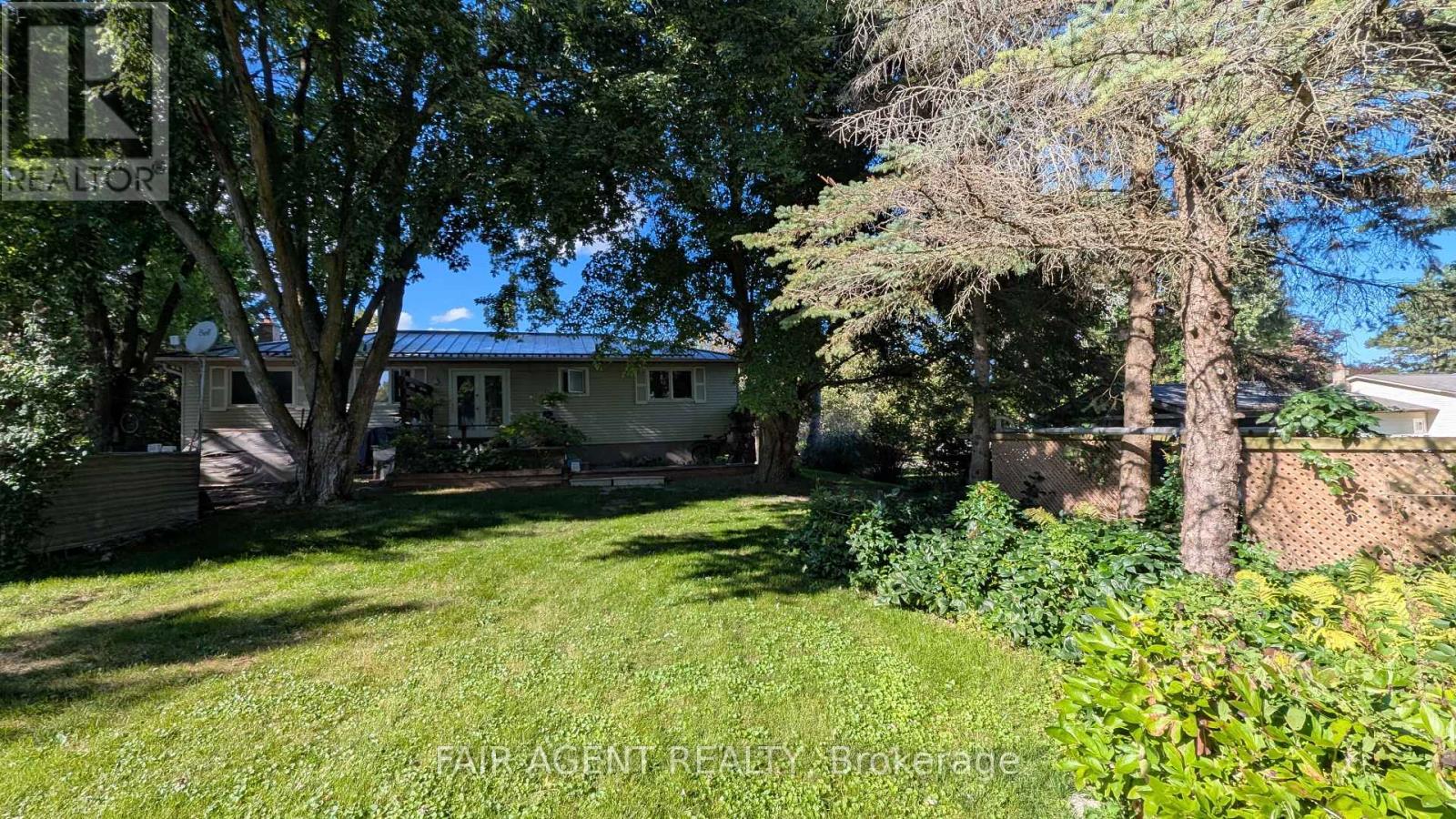 33 Maynard Drive Property Photo 38