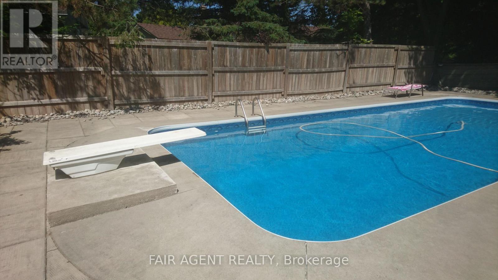 33 Maynard Drive Property Photo 39