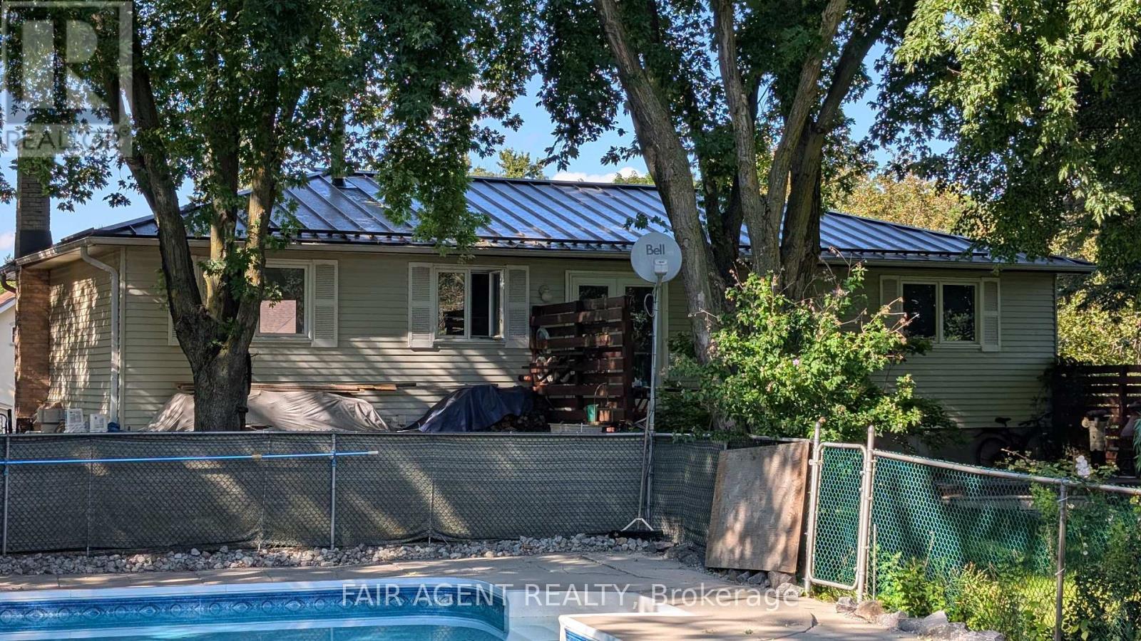 33 Maynard Drive Property Photo 42