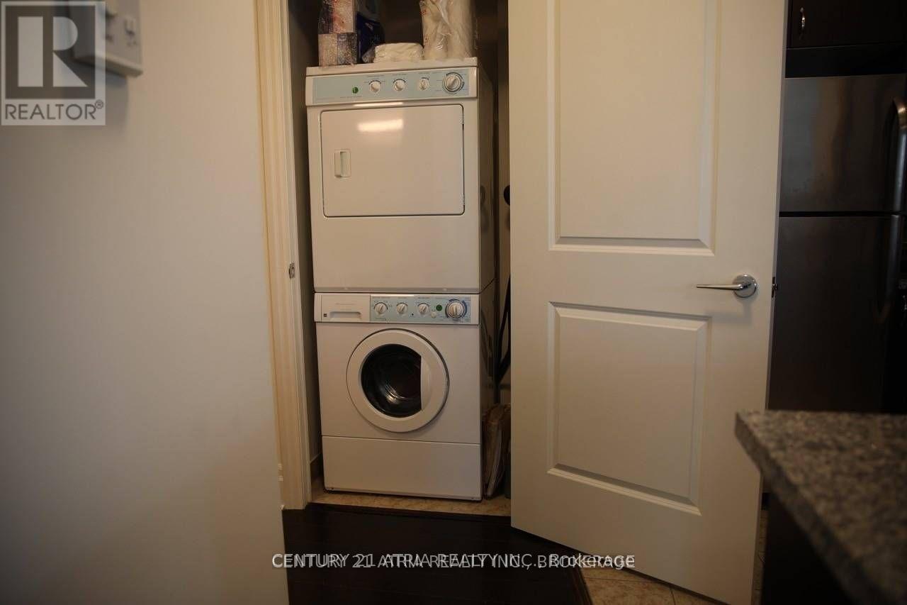 602 - 111 Upper Duke Crescent Property Photo 11