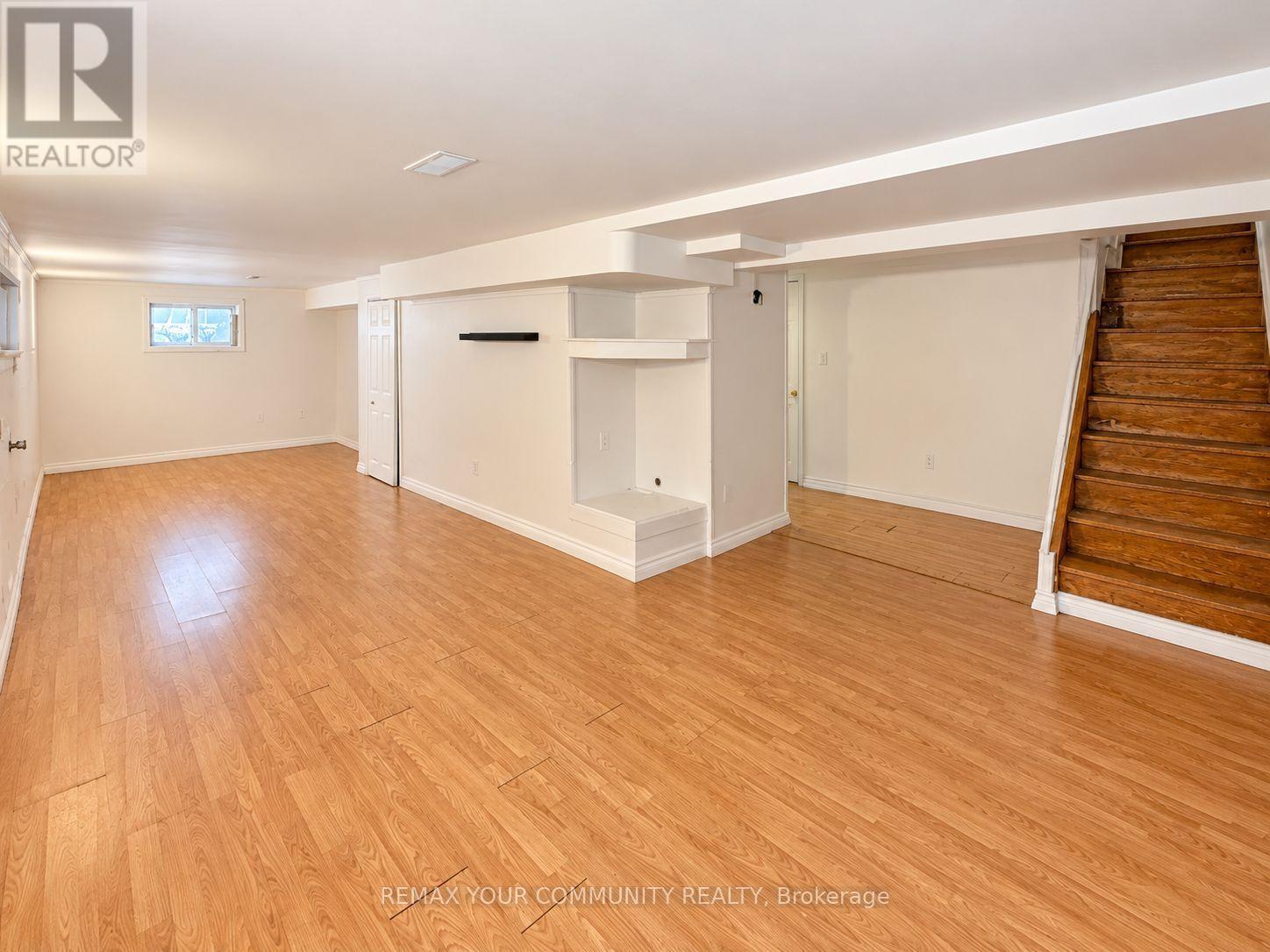 8 Hillside Avenue Property Photo 11