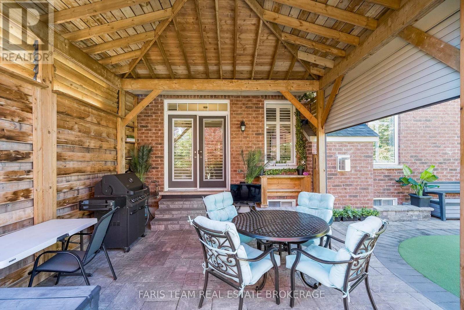 77 Copeland Crescent Property Photo 32
