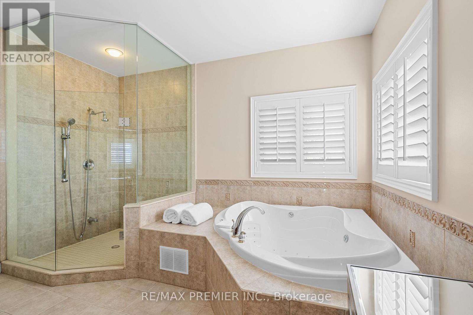 9 Migonette Street Property Photo 21