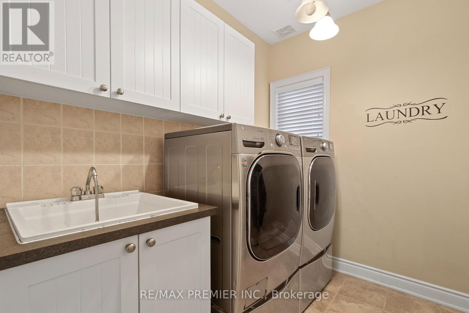 9 Migonette Street Property Photo 28