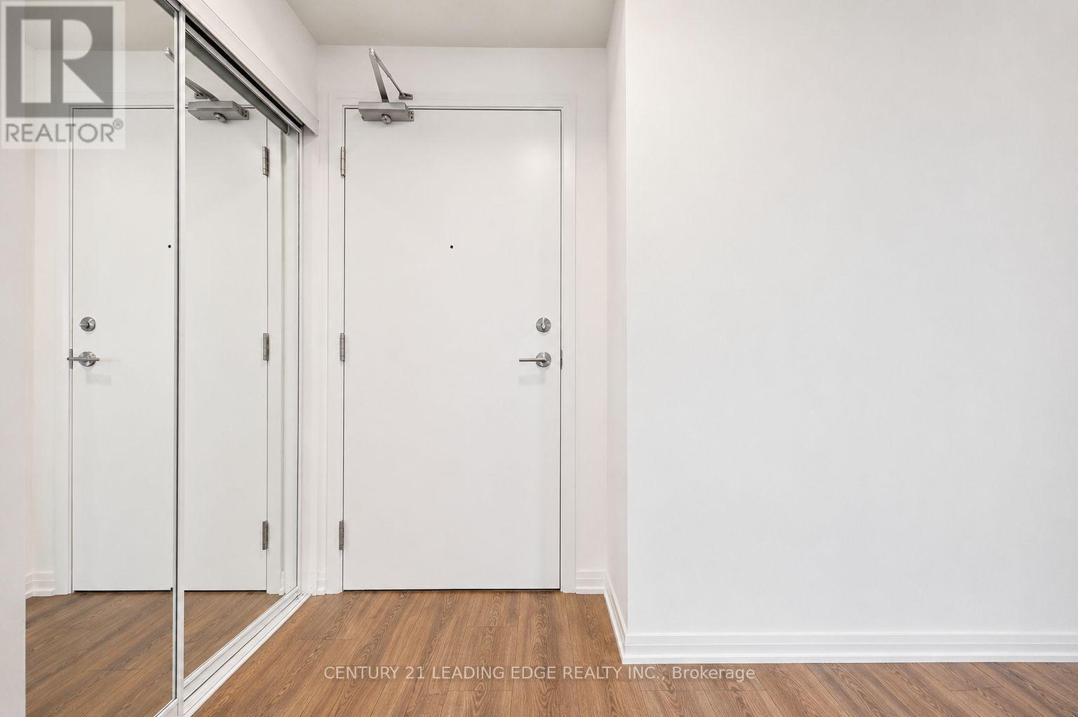 801 - 65 Oneida Crescent Property Photo 6