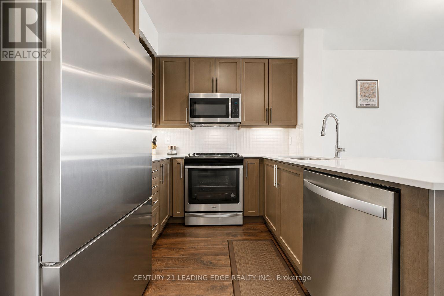 801 - 65 Oneida Crescent Property Photo 11