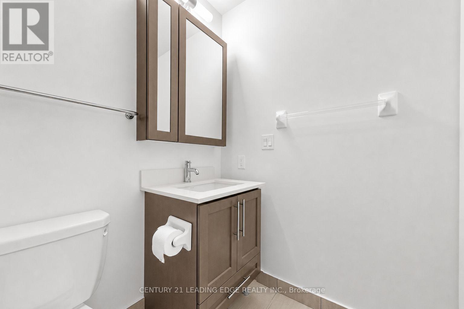 801 - 65 Oneida Crescent Property Photo 29