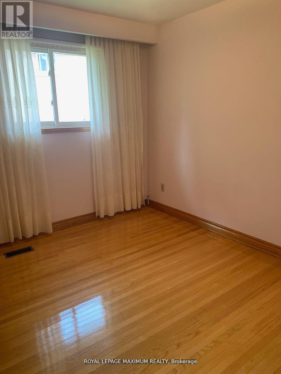 155 Rainbow Drive Property Photo 12