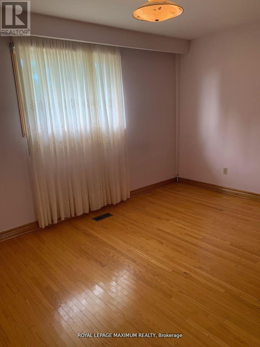 155 Rainbow Drive Property Photo 13