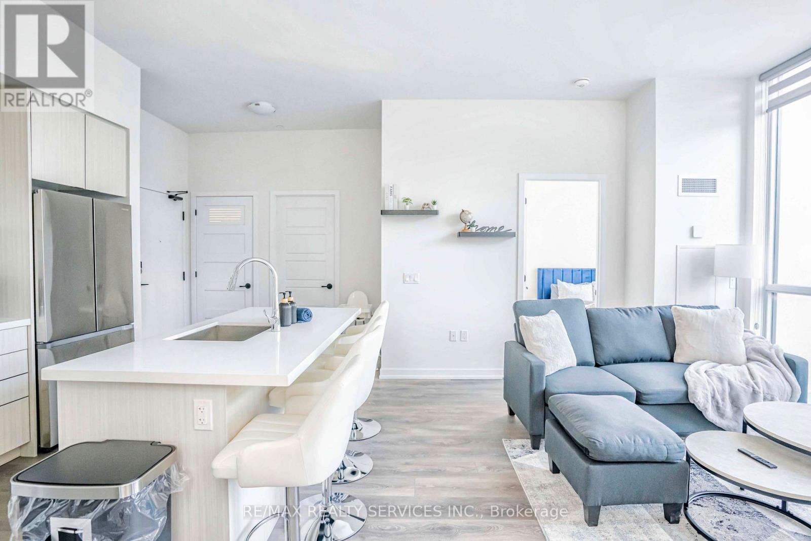 403 - 415 Sea Ray Avenue Property Photo 20