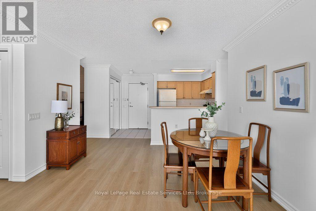 1002 - 9015 Leslie Street Property Photo 6