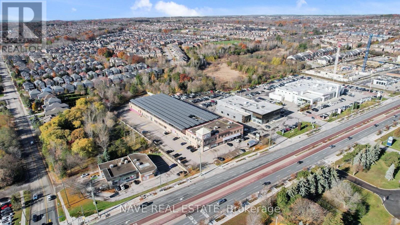 11 - 11160 Yonge Street Property Photo 7