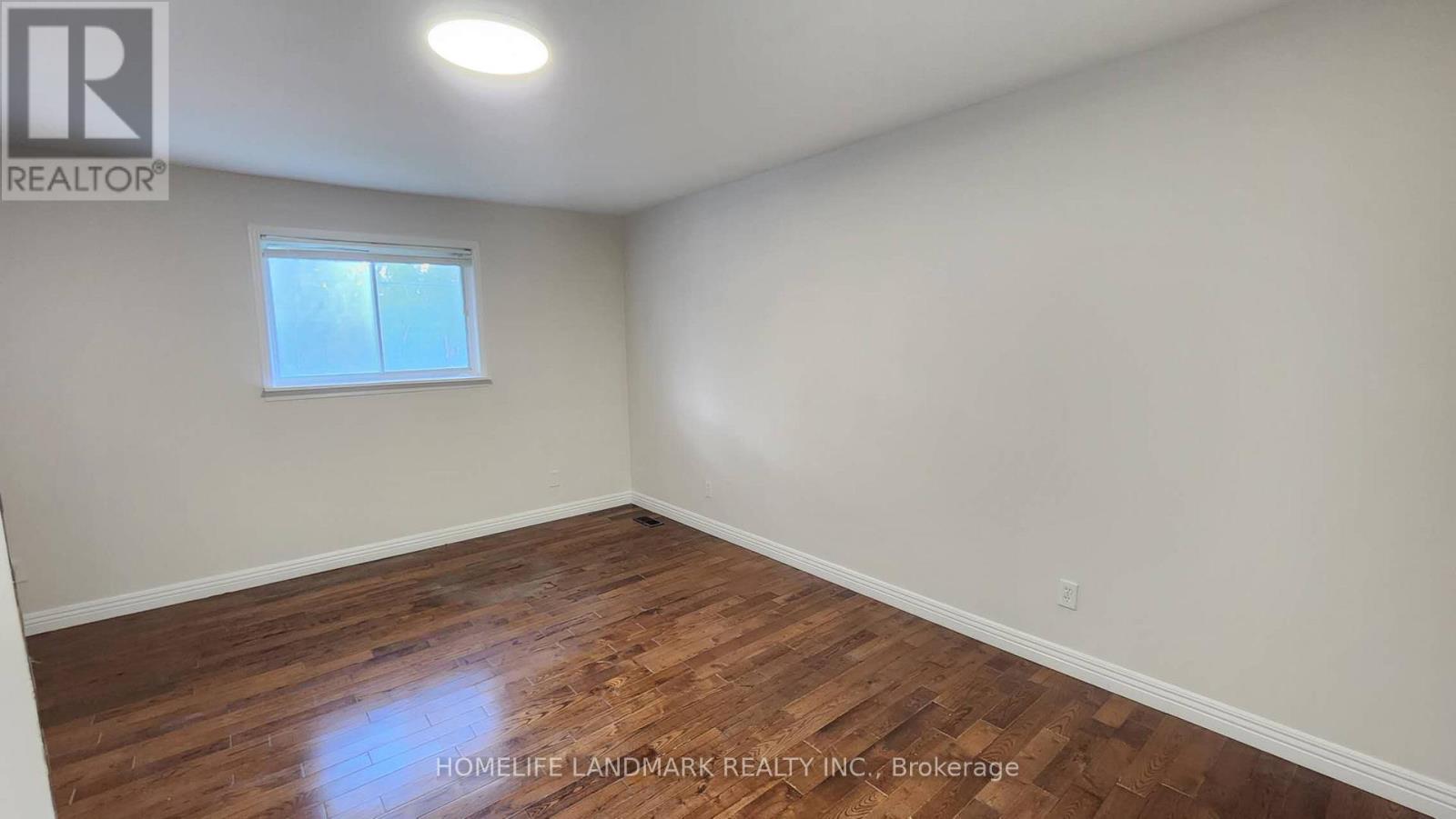 42 Cartier Crescent Property Photo 15