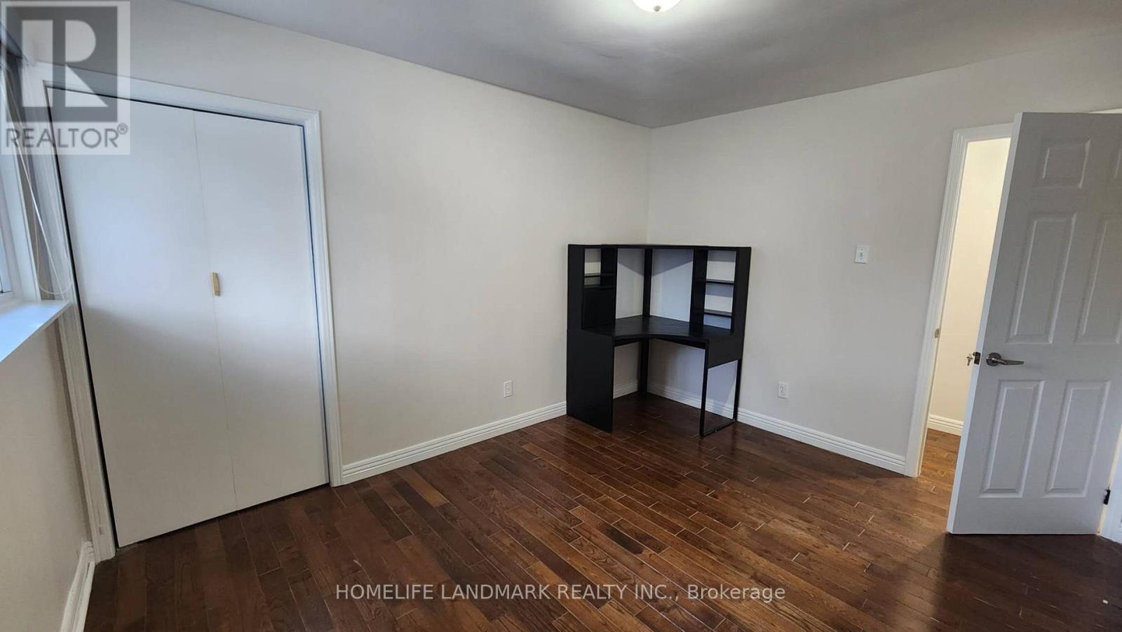 42 Cartier Crescent Property Photo 24