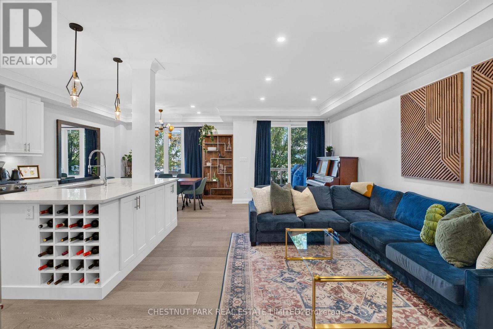 40 Lowther Avenue Property Photo 6