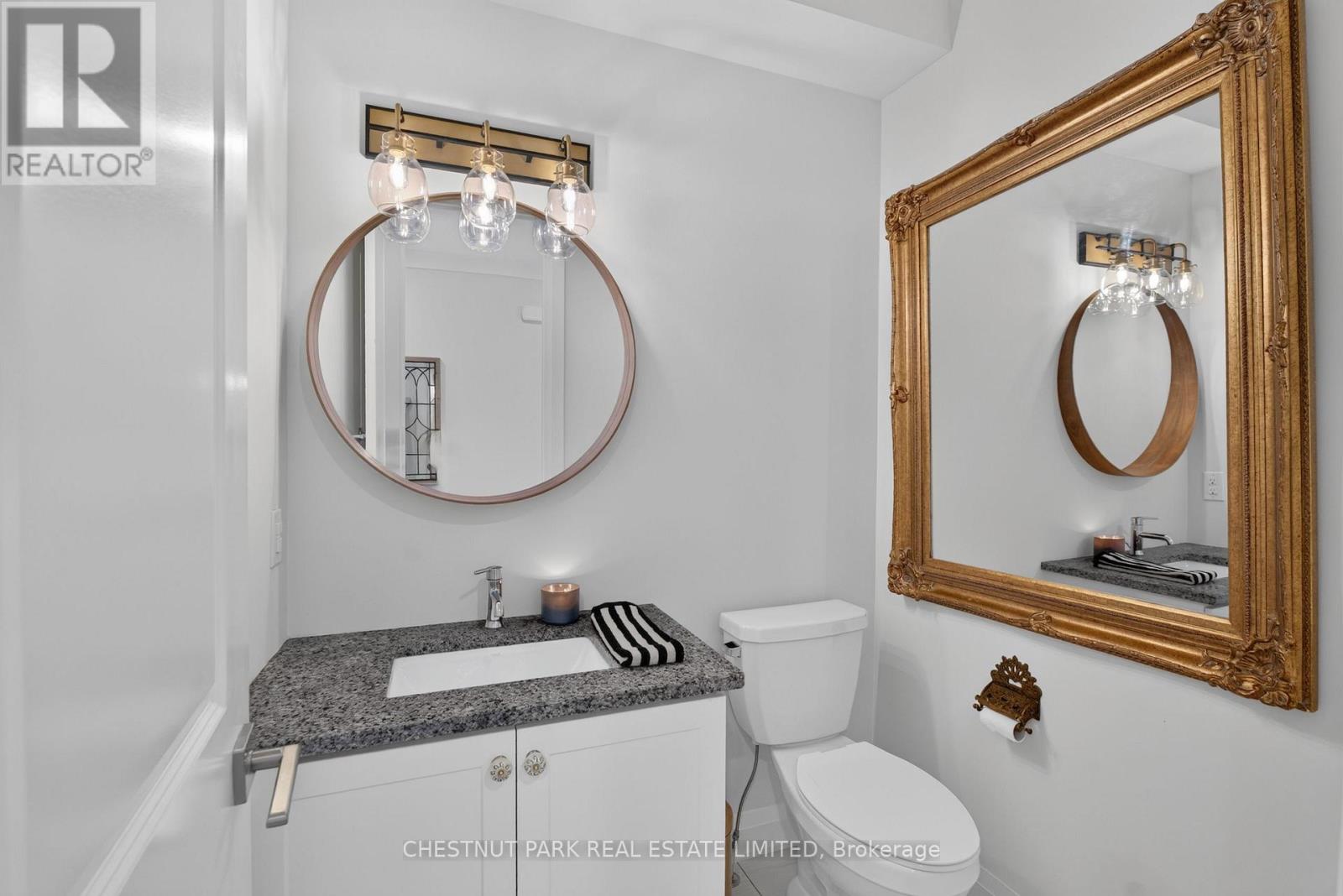 40 Lowther Avenue Property Photo 20