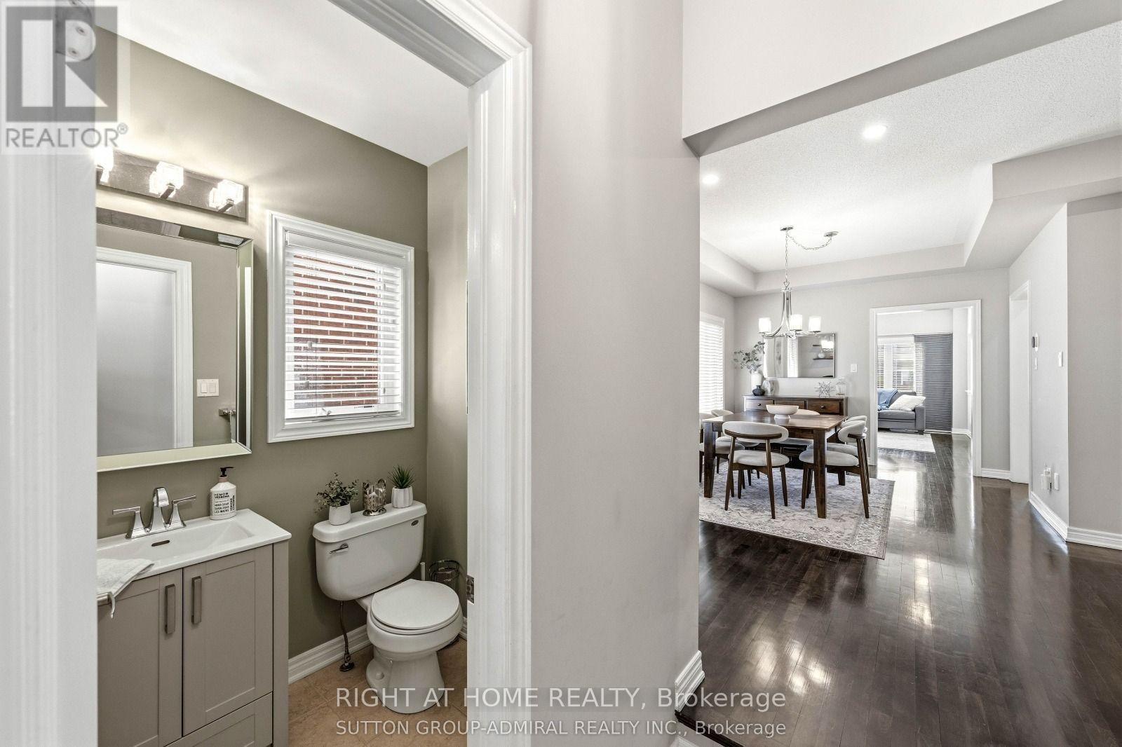 8 Napanee Street Property Photo 3