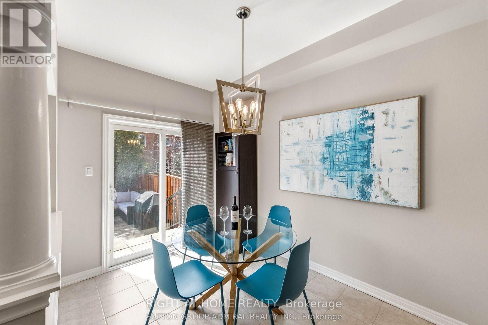 8 Napanee Street Property Photo 12