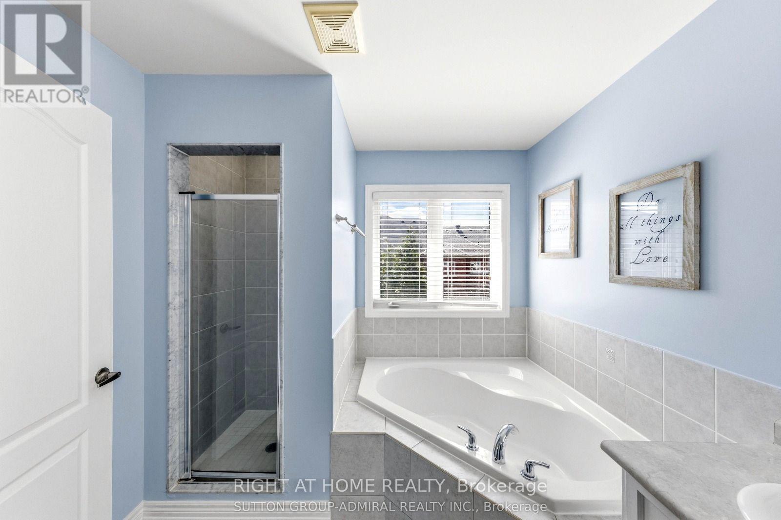8 Napanee Street Property Photo 19