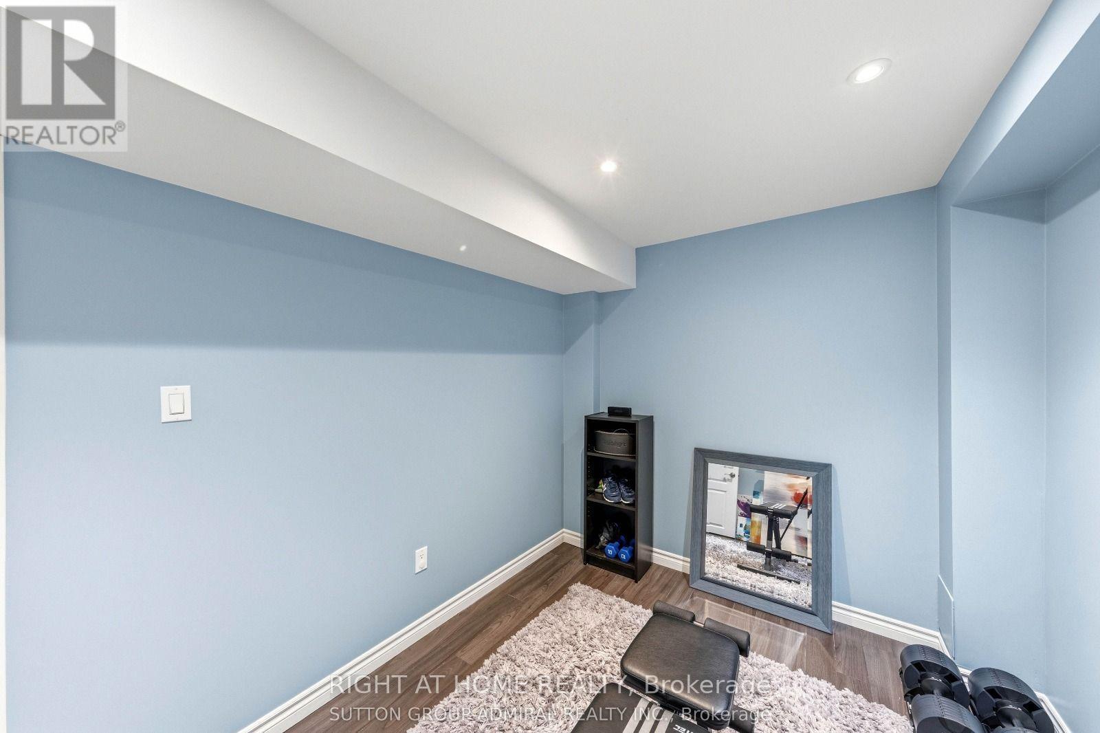 8 Napanee Street Property Photo 30
