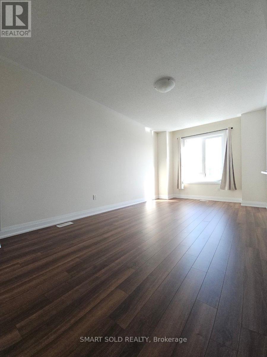 37 Sparks Street Property Photo 5