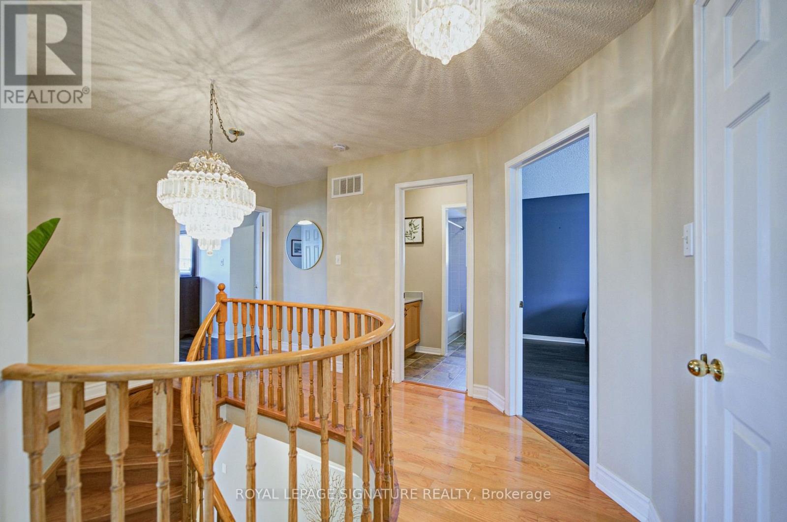 1180 Oriole Crescent Property Photo 23