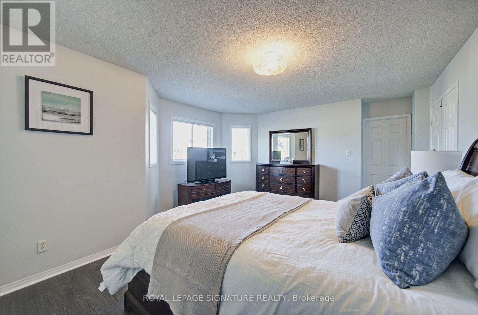 1180 Oriole Crescent Property Photo 26