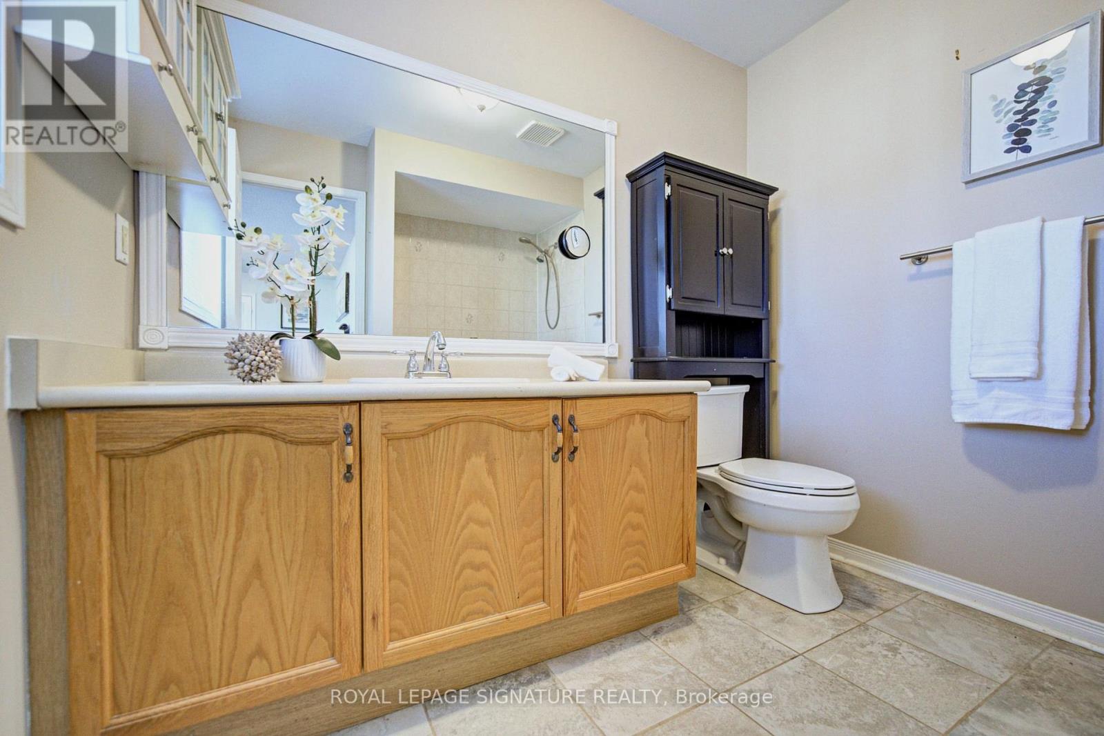 1180 Oriole Crescent Property Photo 27